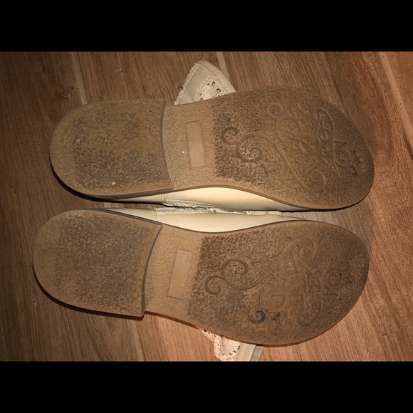 Crochet/ faux leather booties - Picture 3 of 6